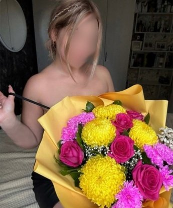 Моя страстная натура и умение доставлять истинное наслаждение подарят тебе море эмоций и релакса. Я свободно общаюсь на разные темы и готова стать твоей идеальной спутницей как на деловых встречах, так и в уютной обстановке твоего номера или моей уютной квартиры в Москве. Фото настоящие, отзывы положительные. Жду встречи с нетерпением, возможны индивидуальные договоренности. 💋 Светлана